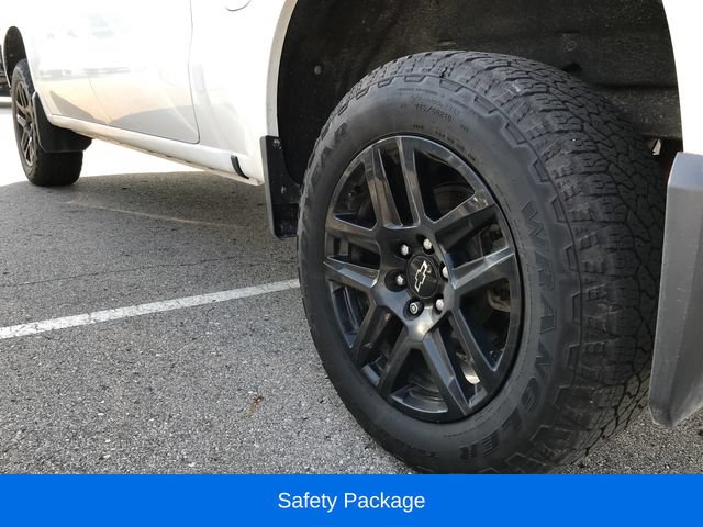 Used 2022 Chevrolet Silverado 1500 LT Trail Boss w/ LT Trail Boss Premium Package AWD/4WD image 9