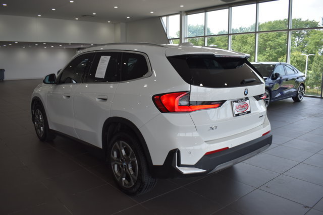 Used 2023 BMW X1 xDrive28i AWD/4WD image 5