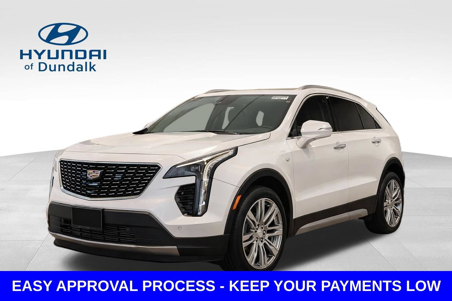 Used 2023 Cadillac XT4 Premium Luxury FWD image 1