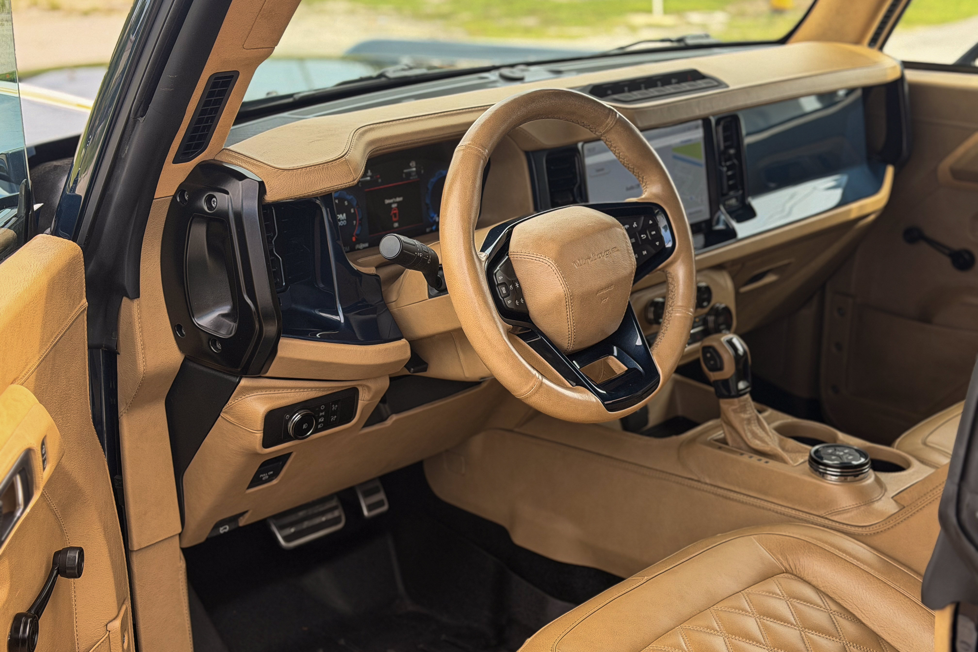 Certified 2025 Ford Bronco Badlands AWD/4WD image 5