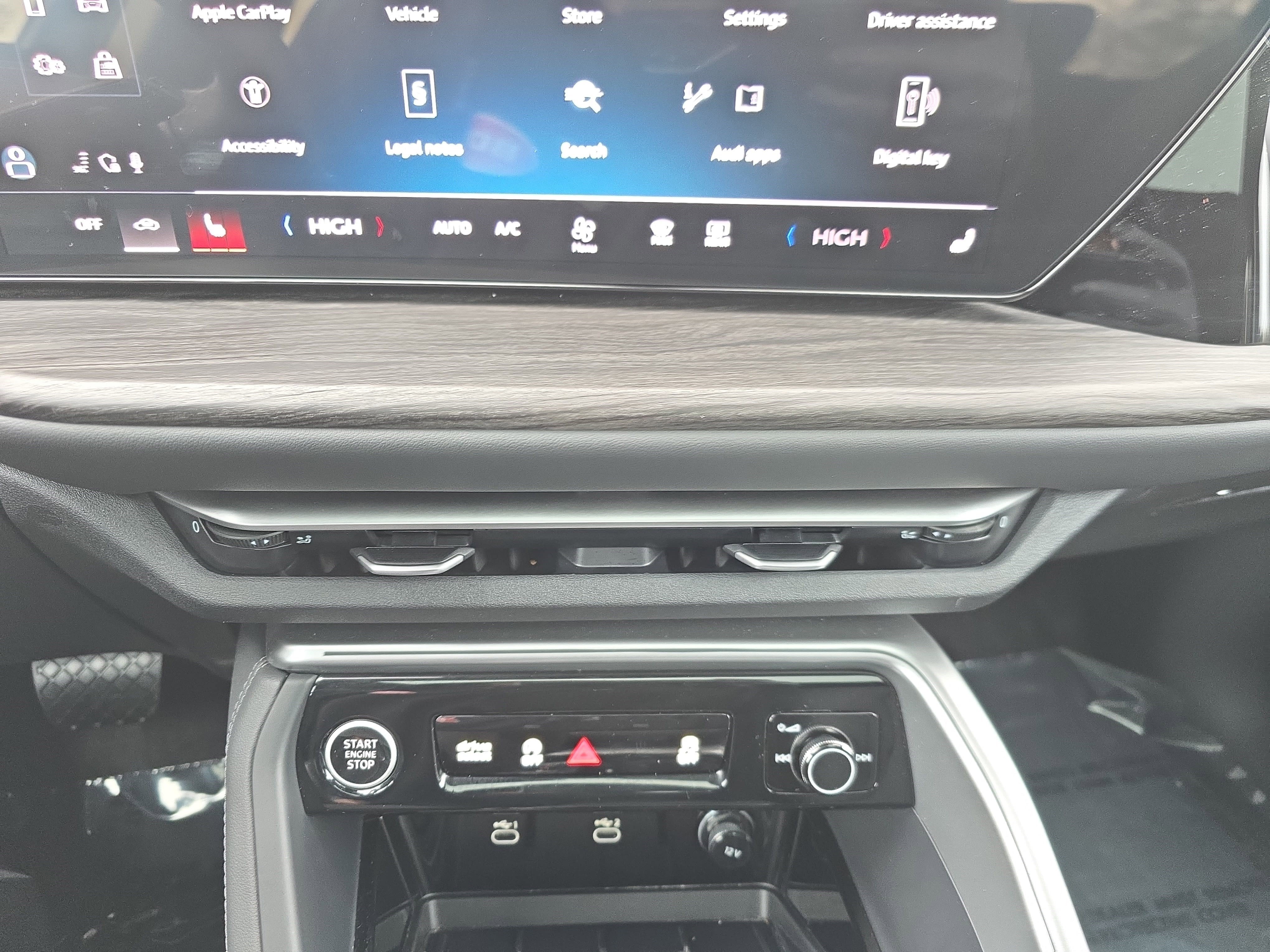 Certified 2025 Audi Q5 Premium Plus w/ Premium Plus image 19