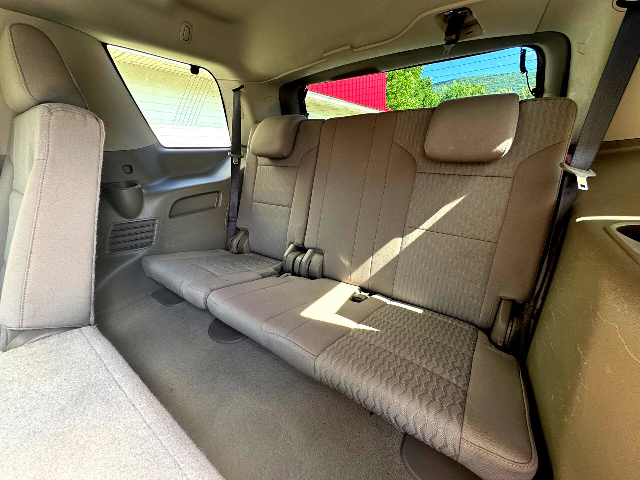 Used 2018 Chevrolet Tahoe LS w/ All-Season Package image 14