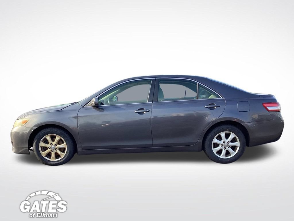 Used 2011 Toyota Camry LE w/ LE Extra-Value Pkg FWD image 3