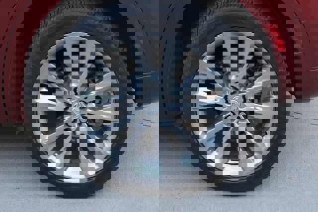 Used 2022 Buick Envision Avenir w/ Technology Package II image 30