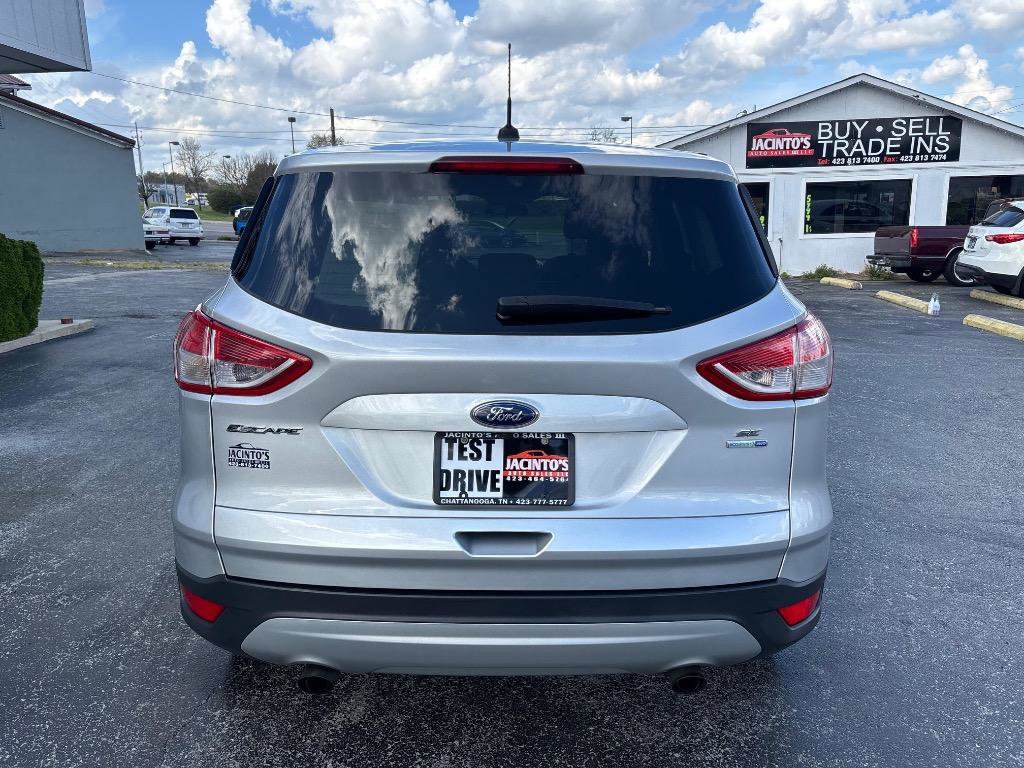 Used 2016 Ford Escape SE AWD/4WD image 2