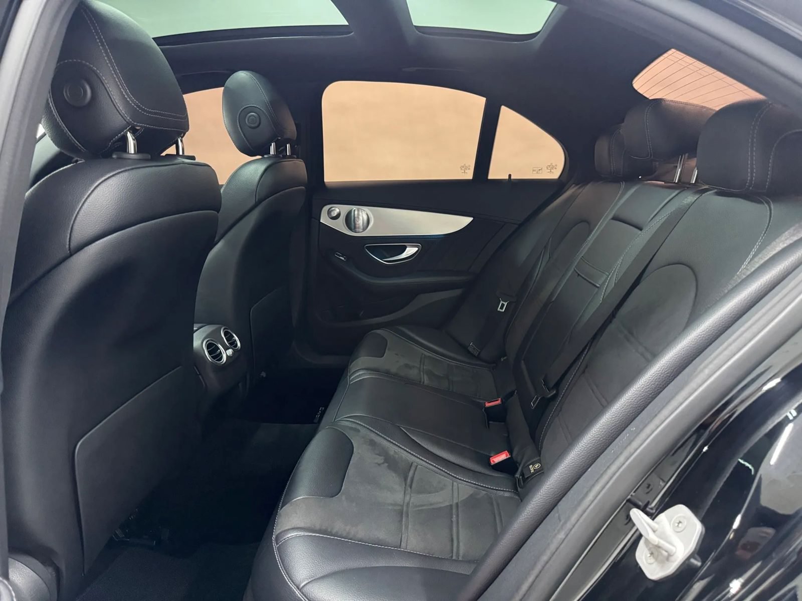 Used 2016 Mercedes-Benz C 63 AMG Sedan image 18