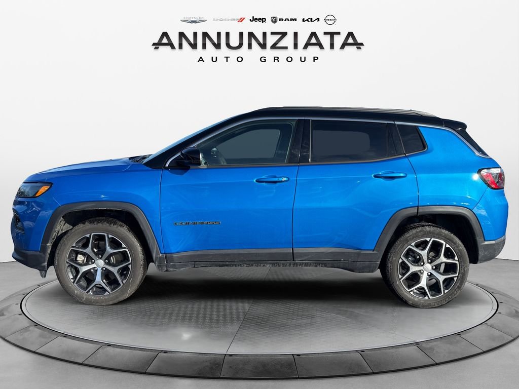 Used 2024 Jeep Compass Limited image 2