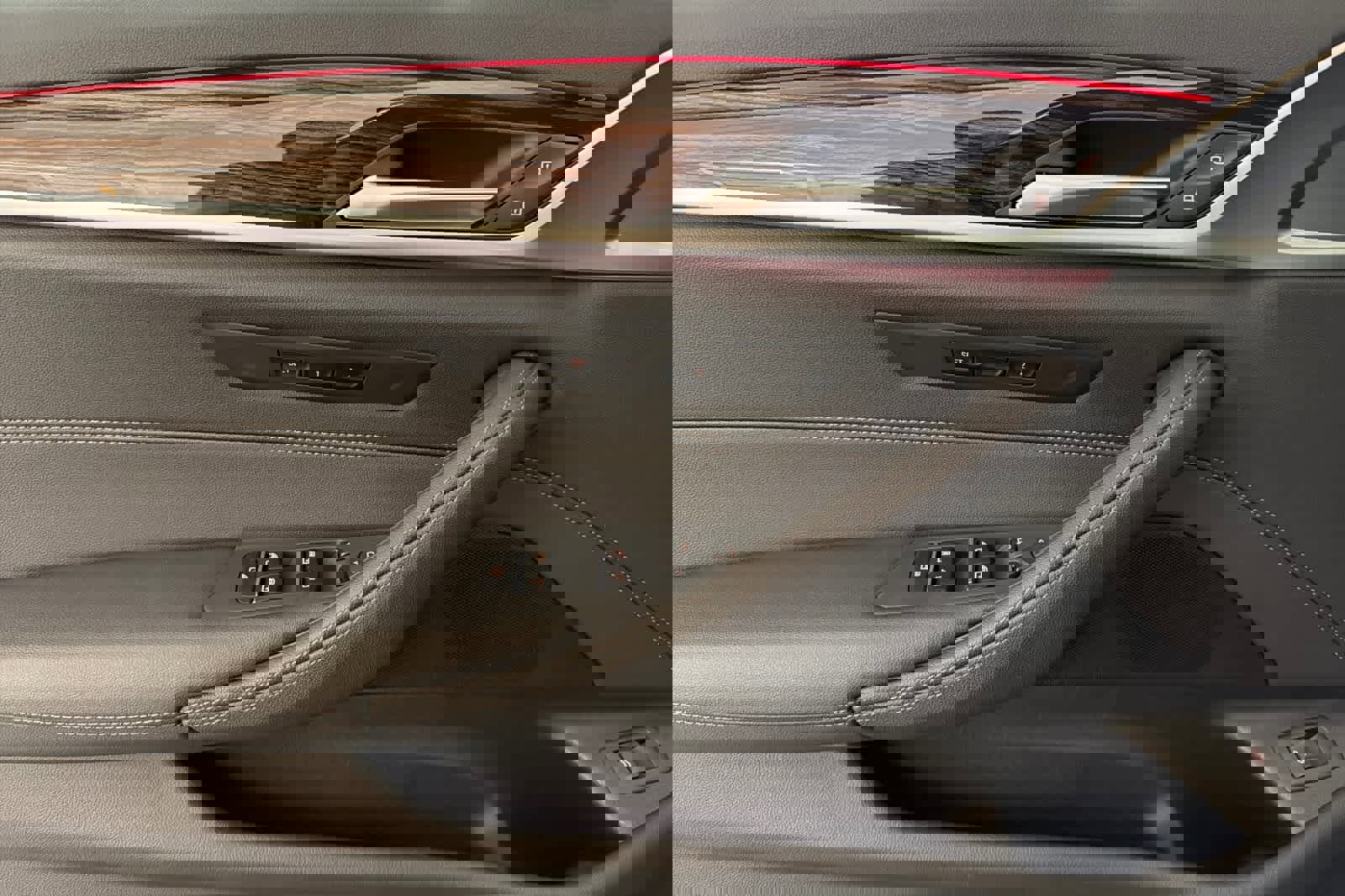 Used 2023 BMW 540i w/ Convenience Package image 12