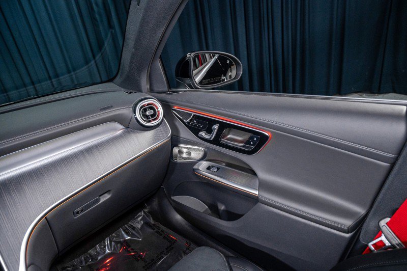 New 2026 Mercedes-Benz GLC 63 AMG S image 22