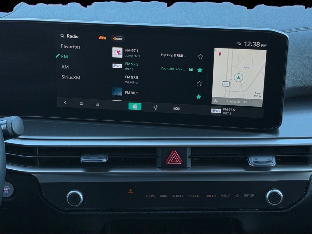 Used 2024 Kia Sorento S w/ Panoramic Sunroof Package image 17