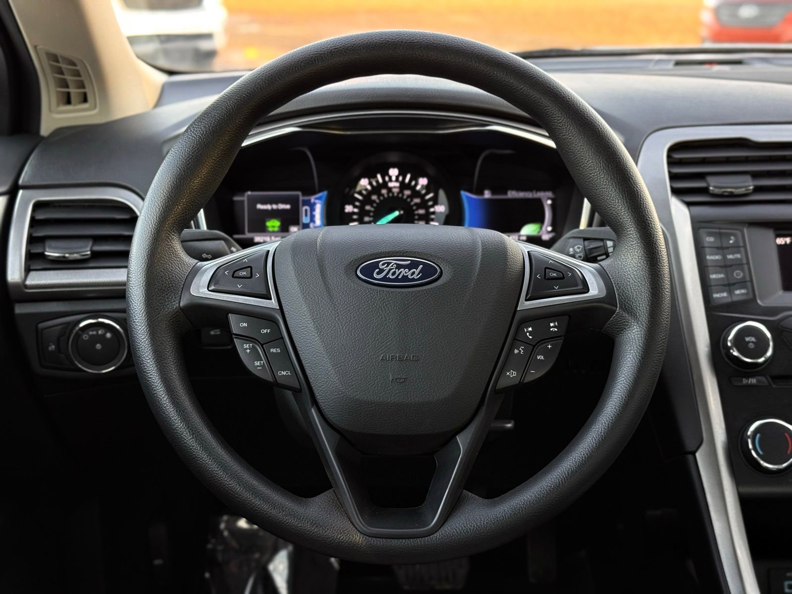 Used 2018 Ford Fusion S FWD image 29
