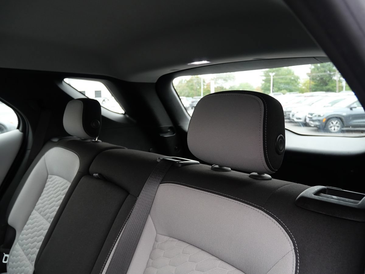 Used 2019 Chevrolet Equinox LS AWD/4WD image 23