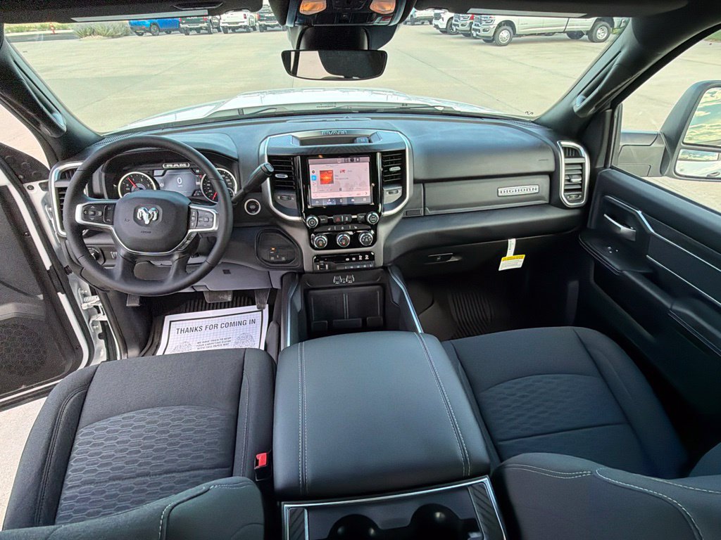 New 2027 RAM 3500 Big Horn AWD/4WD image 17