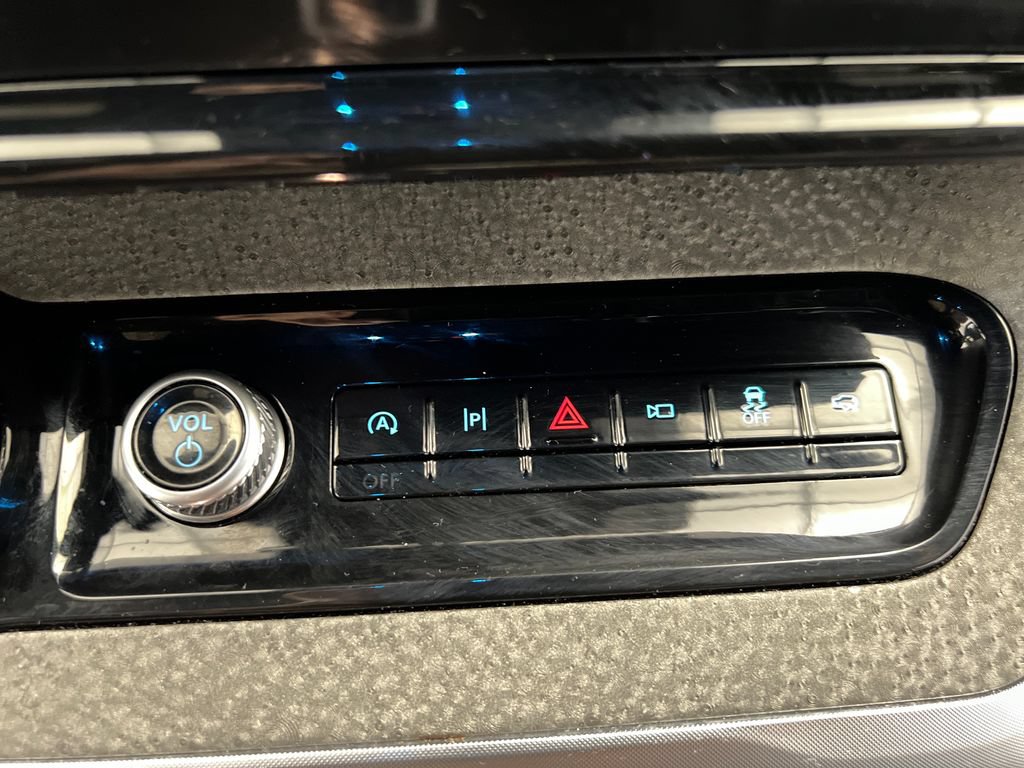 Used 2025 Ford Expedition Tremor AWD/4WD image 70