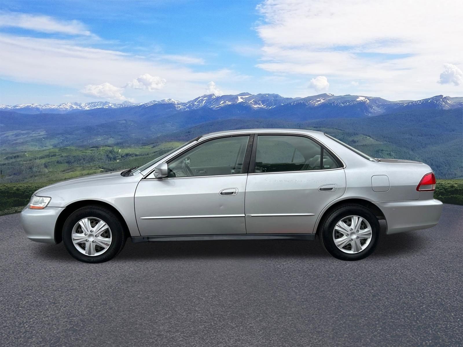 Used 2001 Honda Accord LX image 2