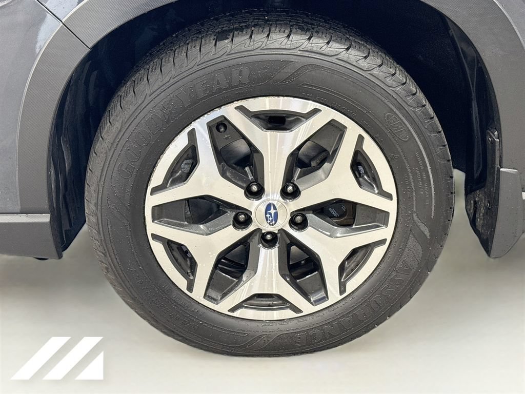 Used 2021 Subaru Forester Premium AWD/4WD image 32