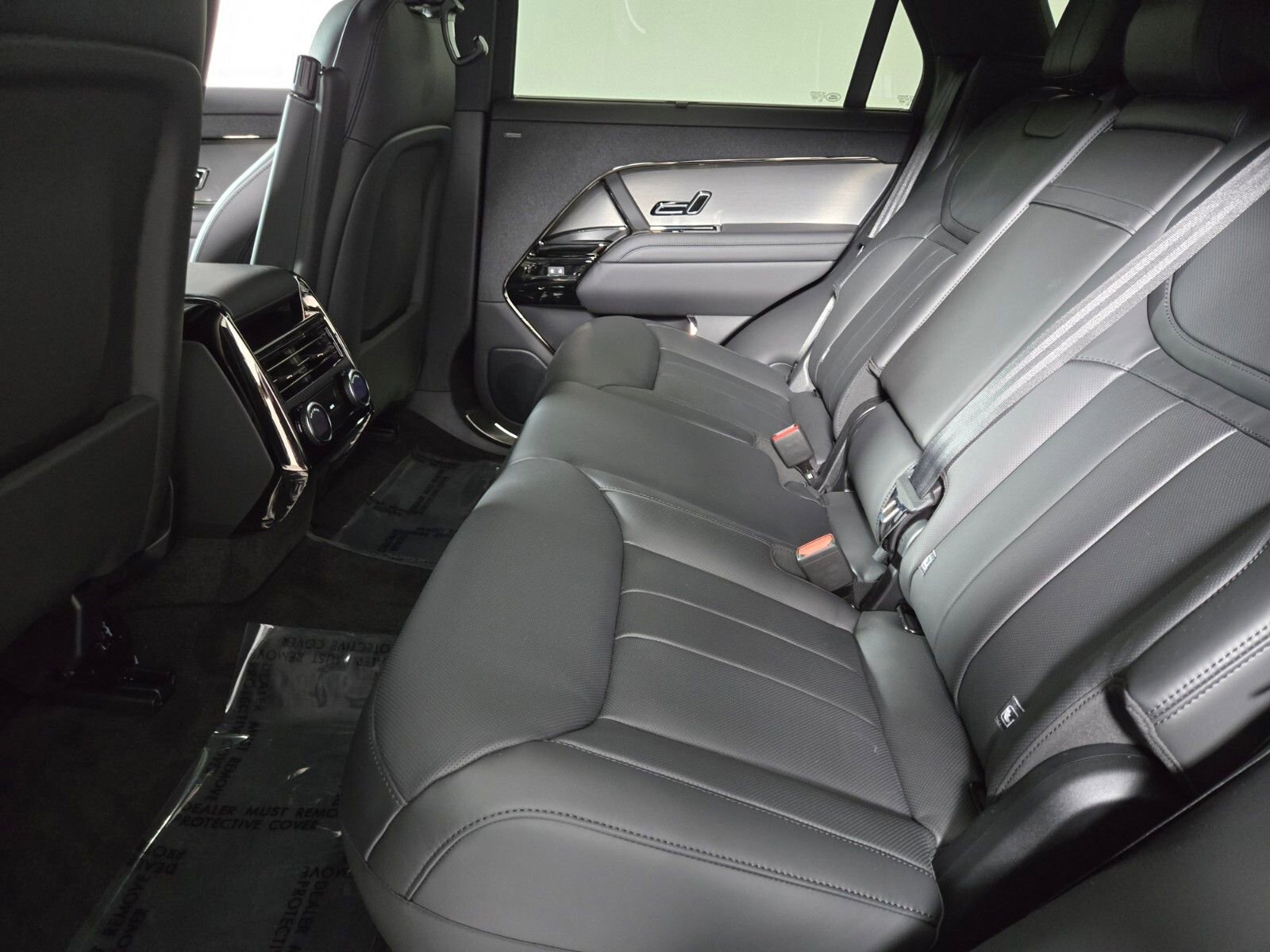 New 2026 Land Rover Range Rover Sport Dynamic SE AWD/4WD image 5