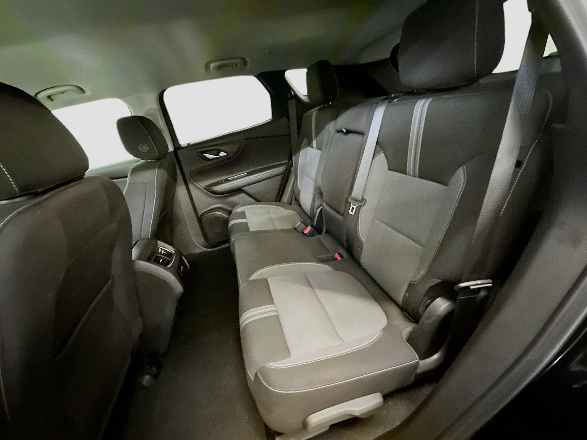 Used 2025 Chevrolet Blazer LT image 29