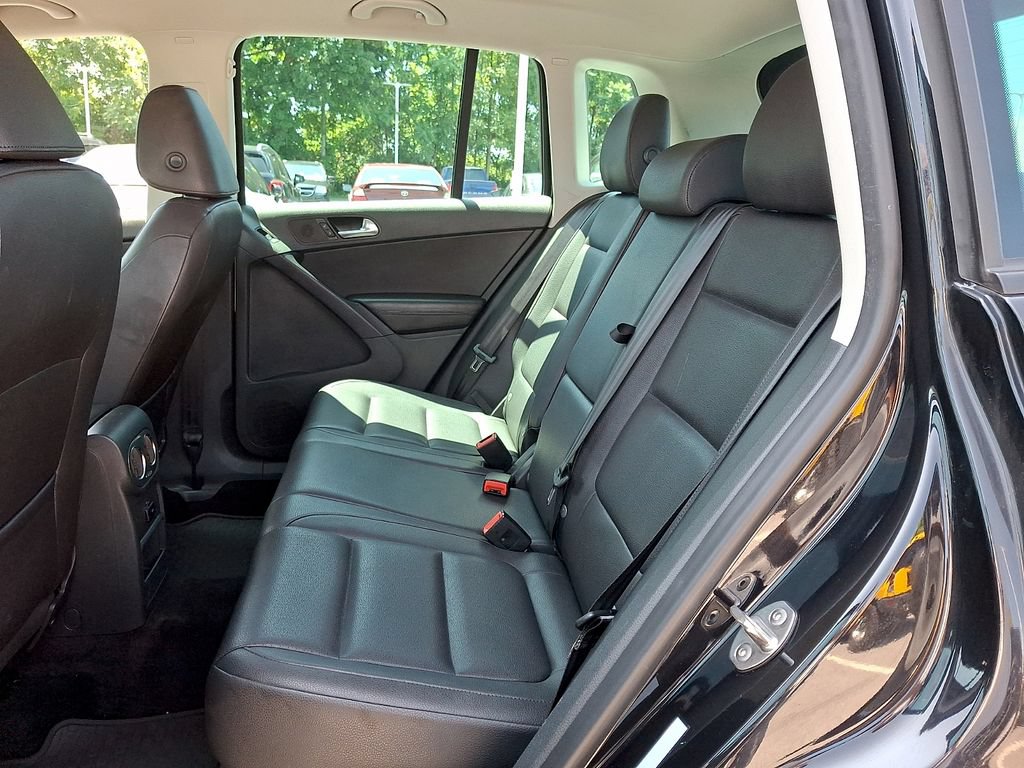 Used 2015 Volkswagen Tiguan SE AWD/4WD image 11