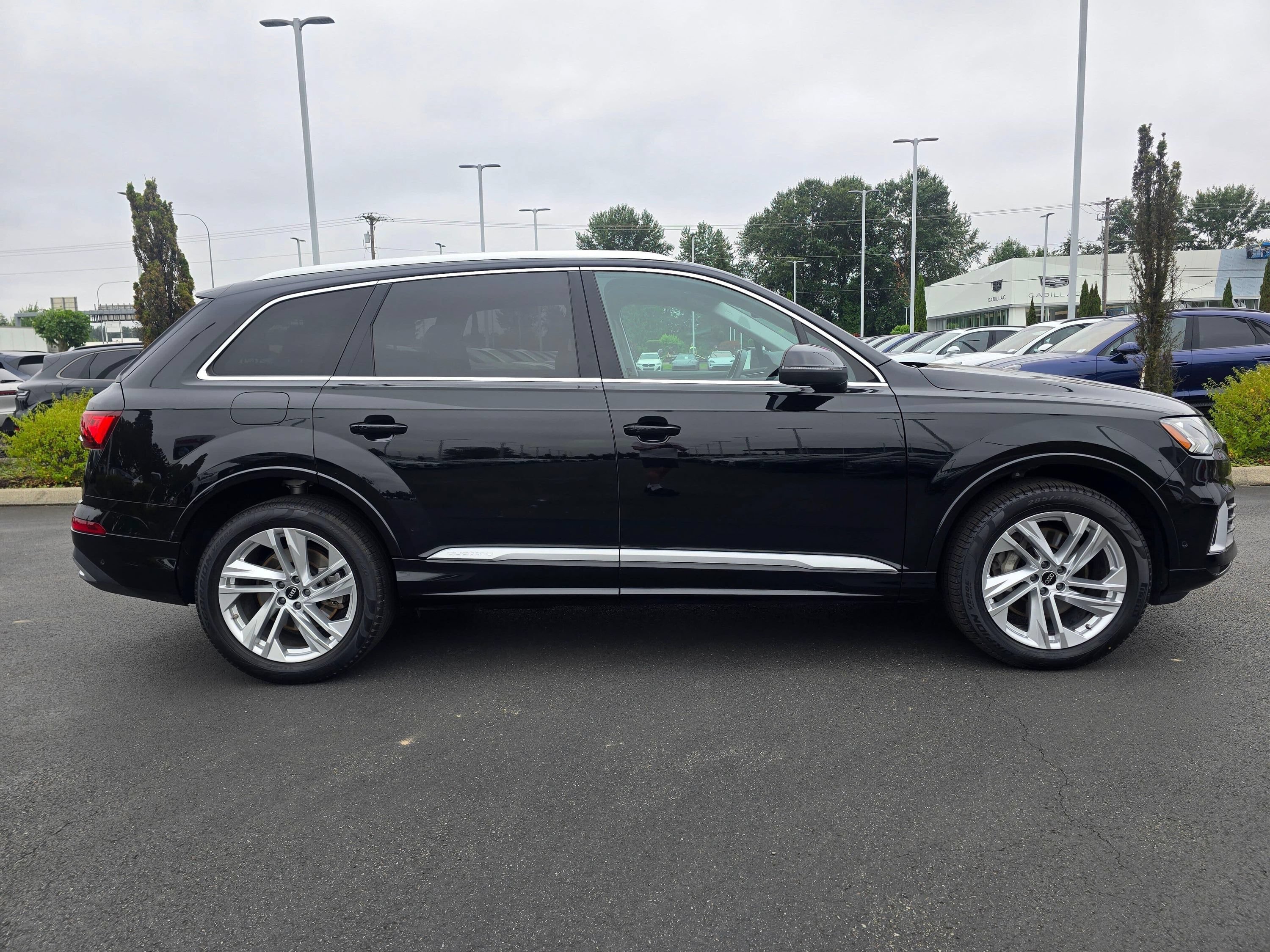 Used 2023 Audi Q7 3.0T Premium Plus w/ Premium Plus Package AWD/4WD image 6