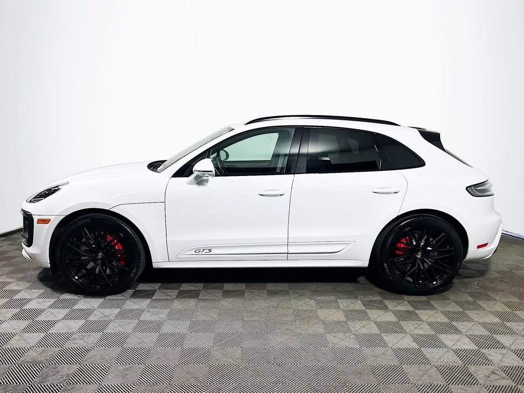 Used 2024 Porsche Macan GTS AWD/4WD image 4