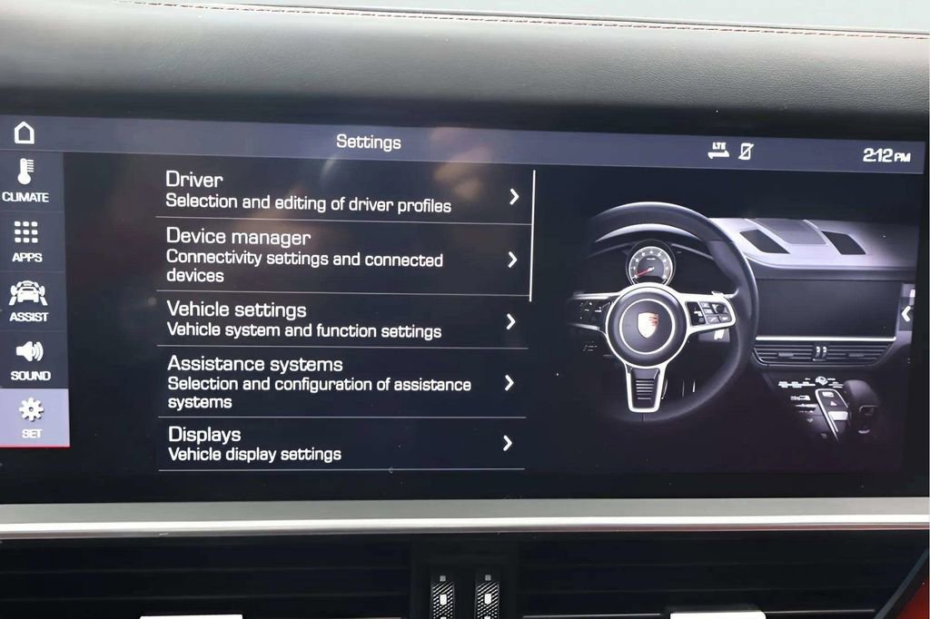 Used 2019 Porsche Cayenne Base image 24