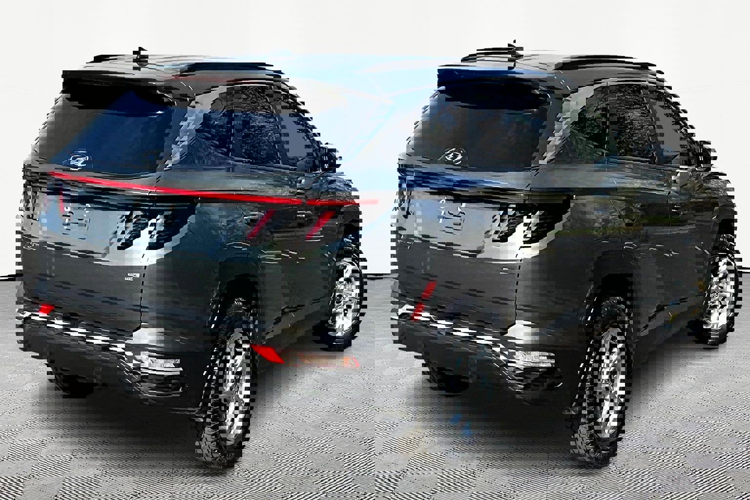 Used 2022 Hyundai Tucson SEL w/ Cargo Package image 6