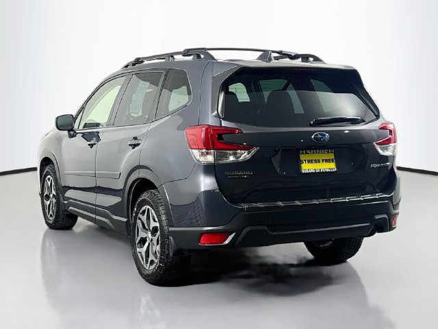 Certified 2023 Subaru Forester Premium AWD/4WD image 6