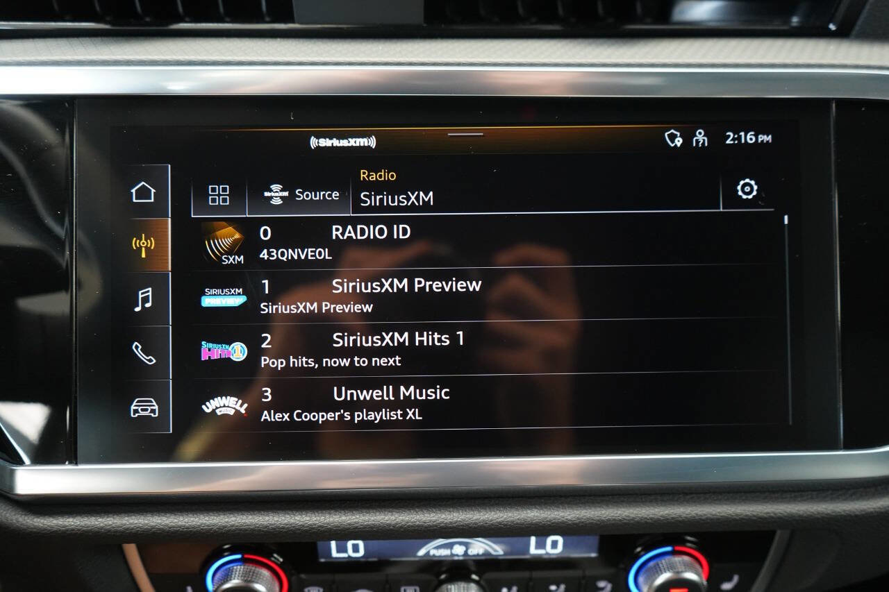 Used 2024 Audi Q3 2.0T Premium Plus w/ Premium Plus Package image 76