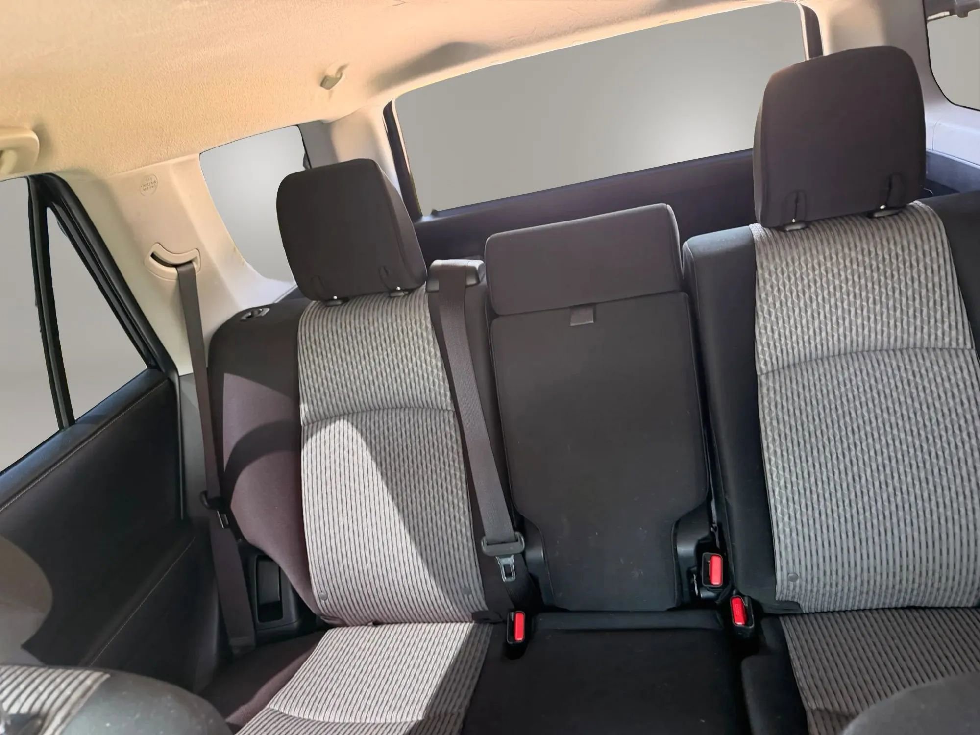 Used 2014 Toyota 4Runner SR5 image 17