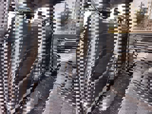 Used 2023 RAM 1500 Laramie image 13