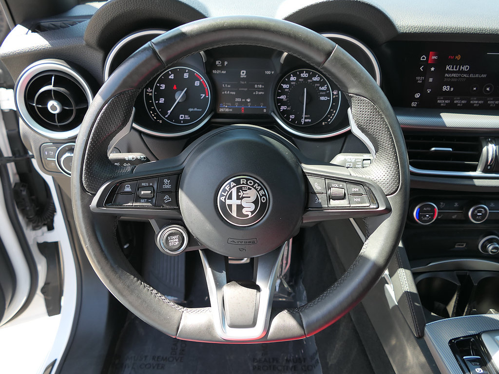 Used 2023 Alfa Romeo Stelvio Veloce AWD/4WD image 15