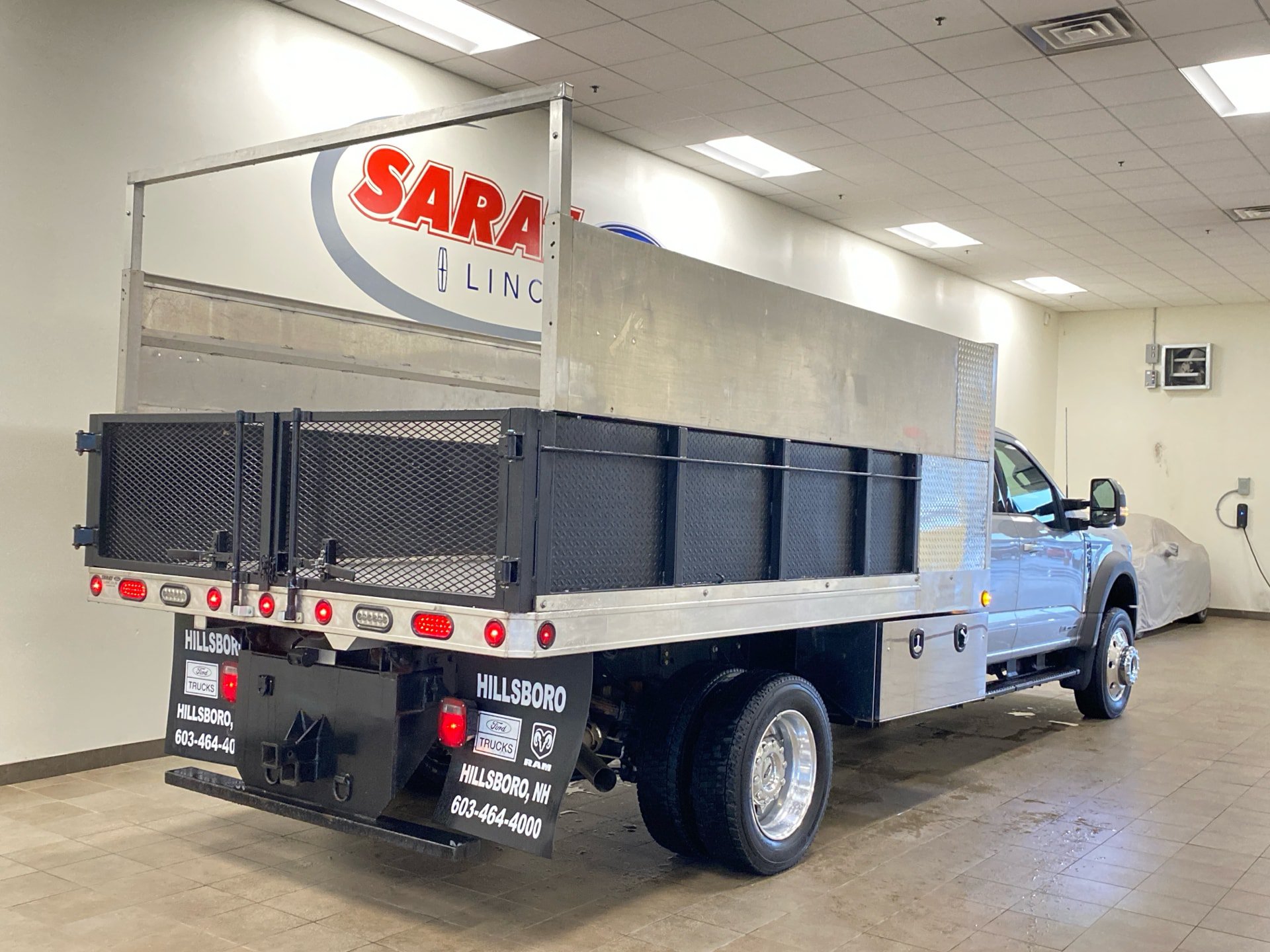 Certified 2023 Ford F450 Lariat AWD/4WD image 7