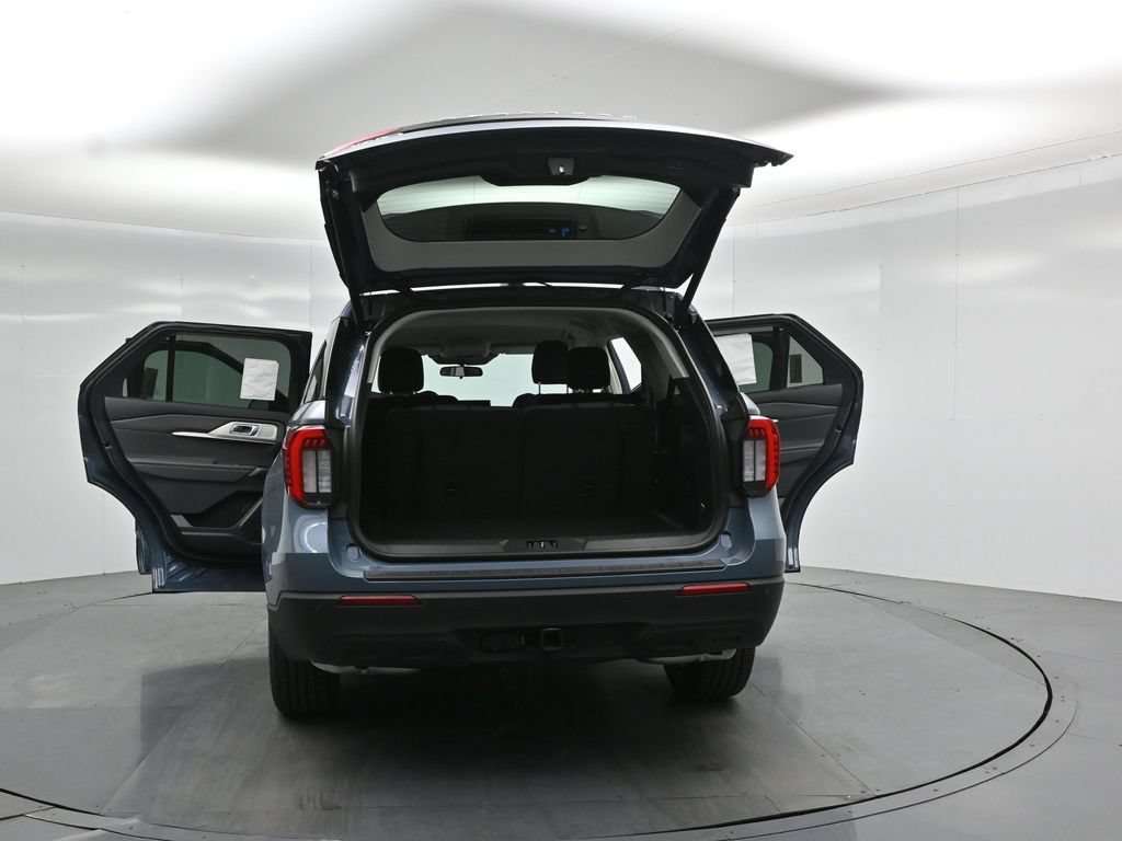 New 2026 Ford Explorer Active RWD image 31