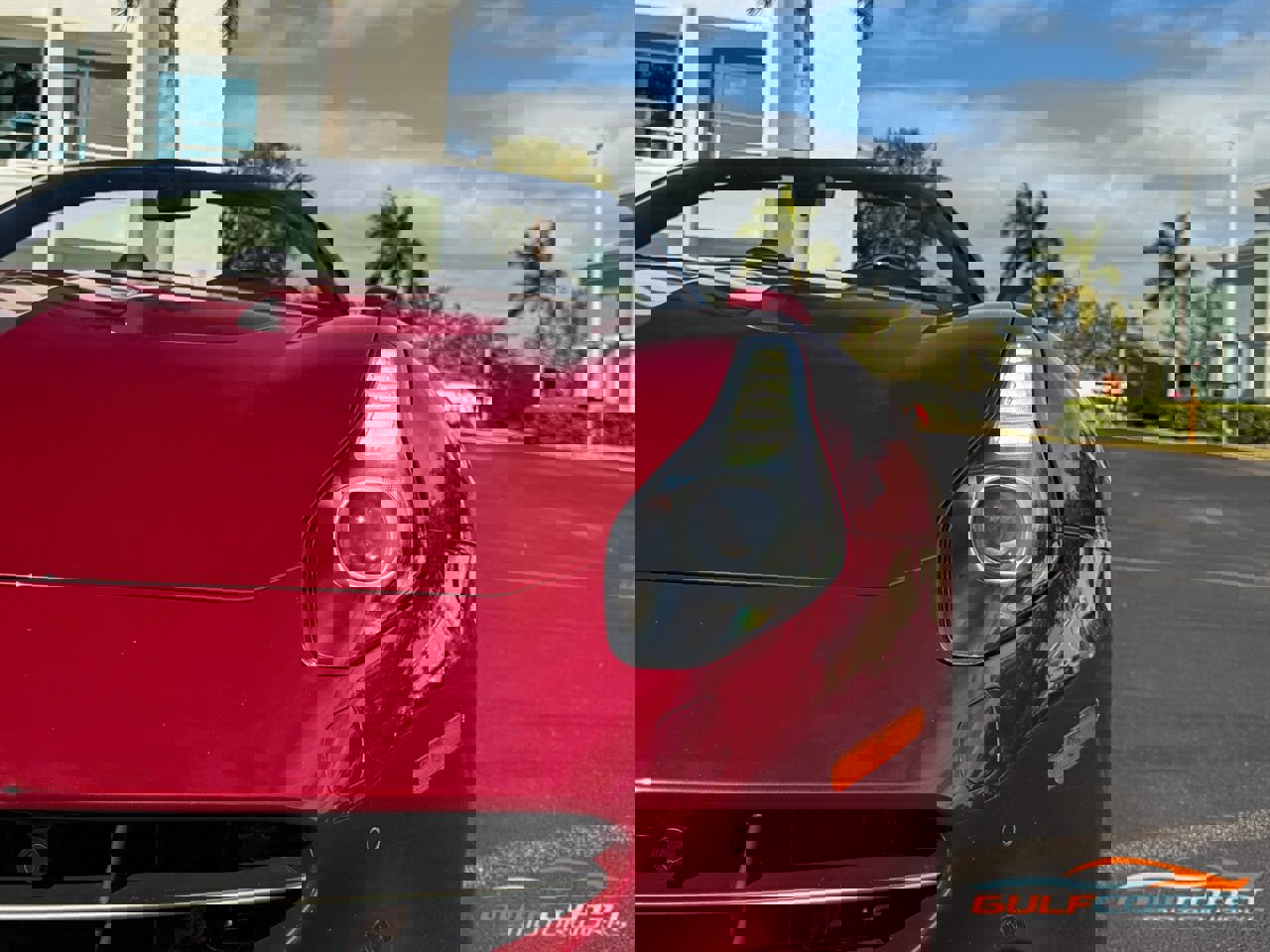 Used 2016 Ferrari California T image 3