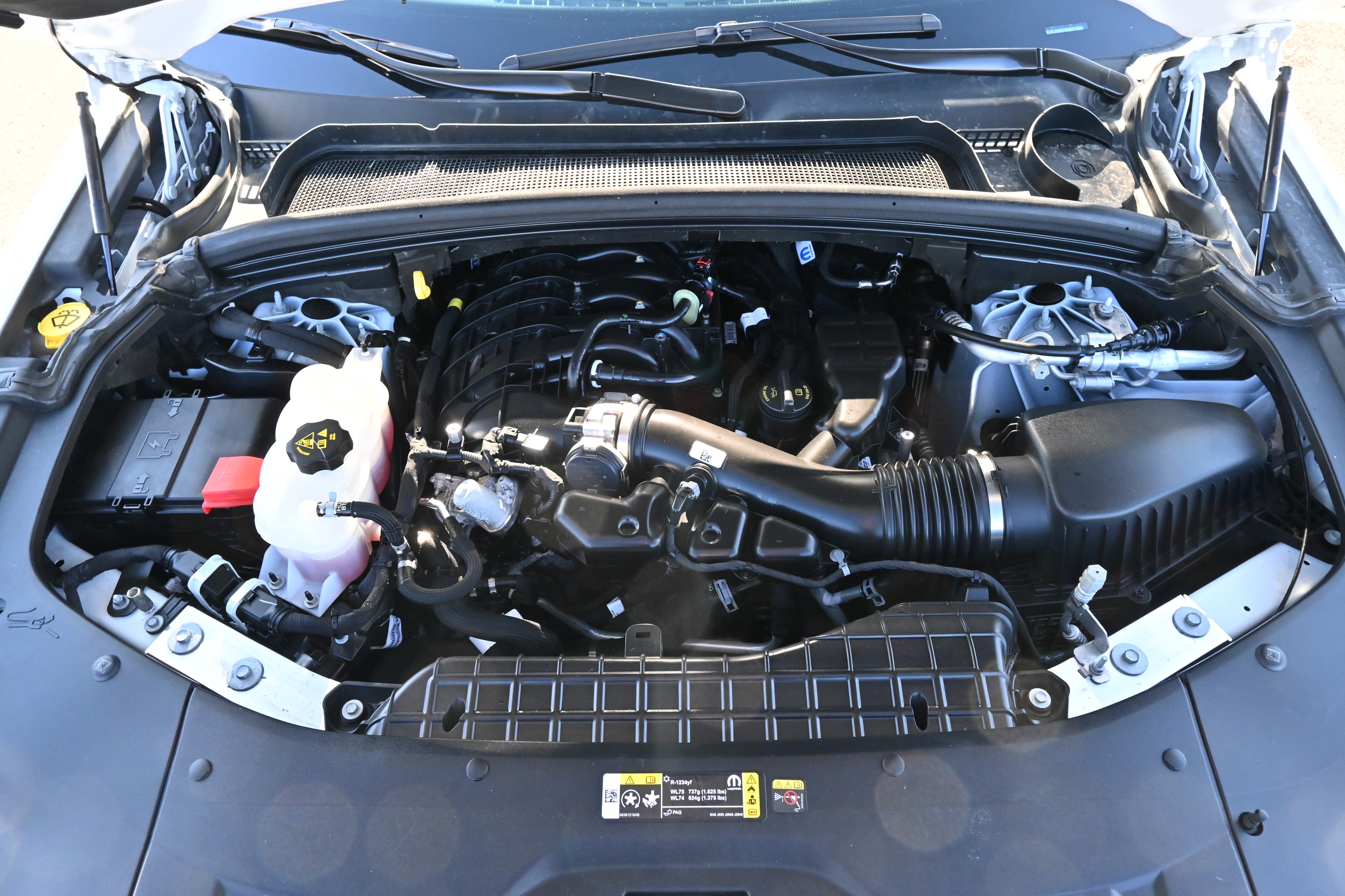 Used 2025 Jeep Grand Cherokee L Limited w/ Luxury Tech Group II image 26