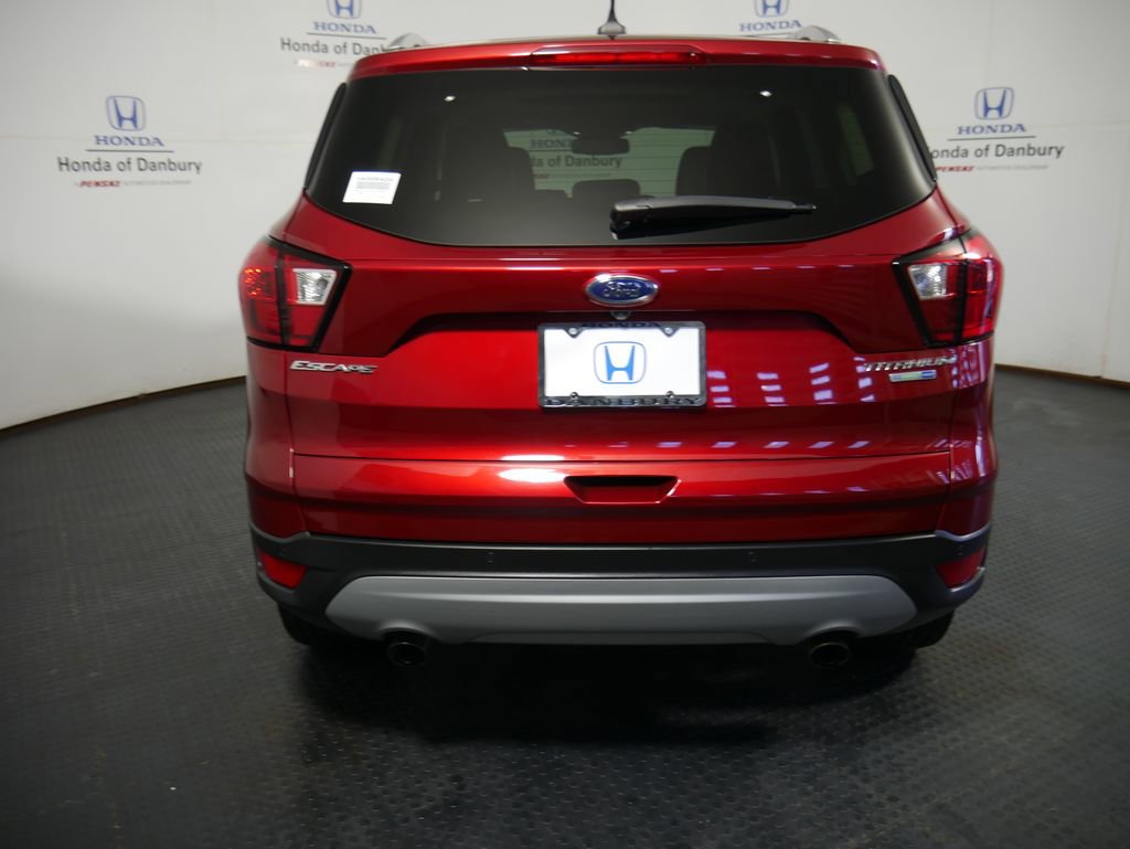 Used 2019 Ford Escape Titanium image 9