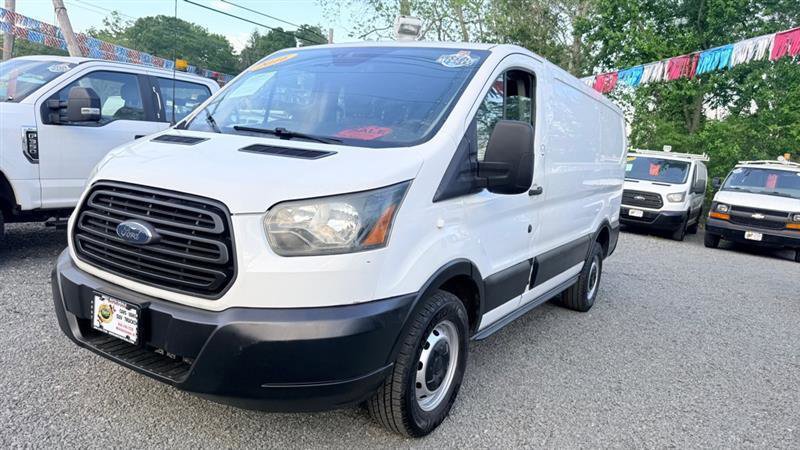 Used 2016 Ford Transit 250 130 Low Roof RWD image 5