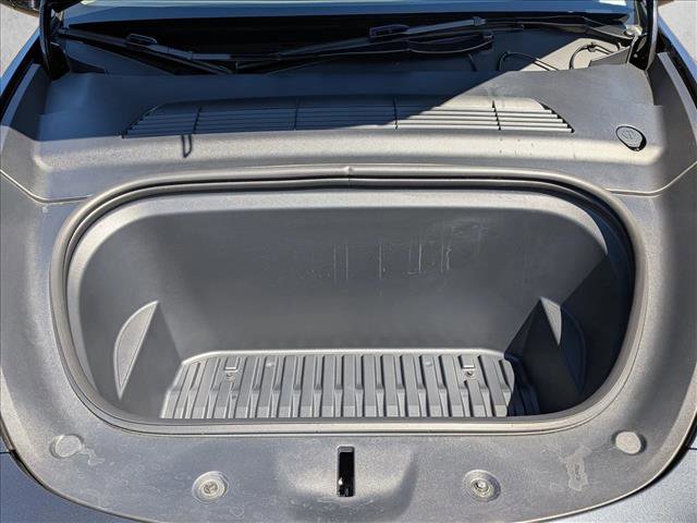 Used 2025 Tesla Model Y Long Range image 23