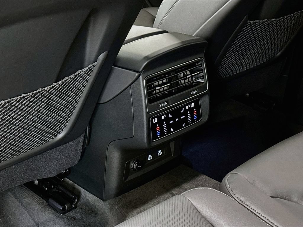 New 2026 Audi Q7 Premium Plus AWD/4WD image 17