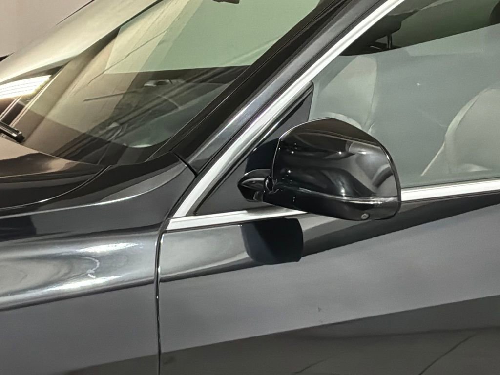 Used 2020 BMW X7 xDrive40i w/ Premium Package image 26