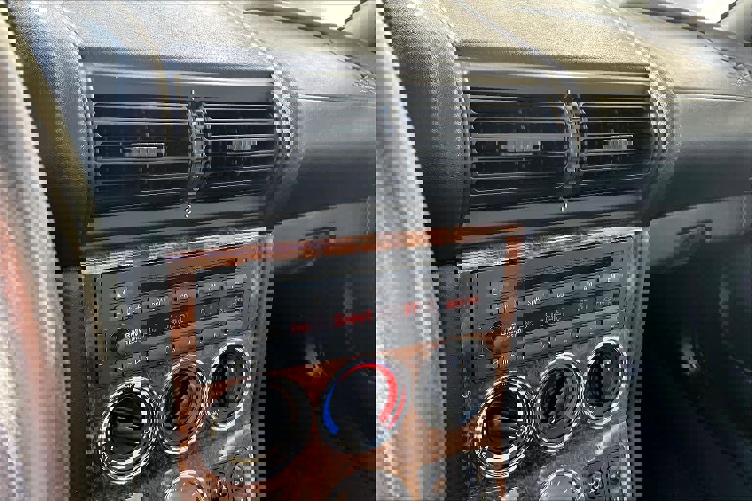 Used 2000 BMW Z3 2.5i image 28