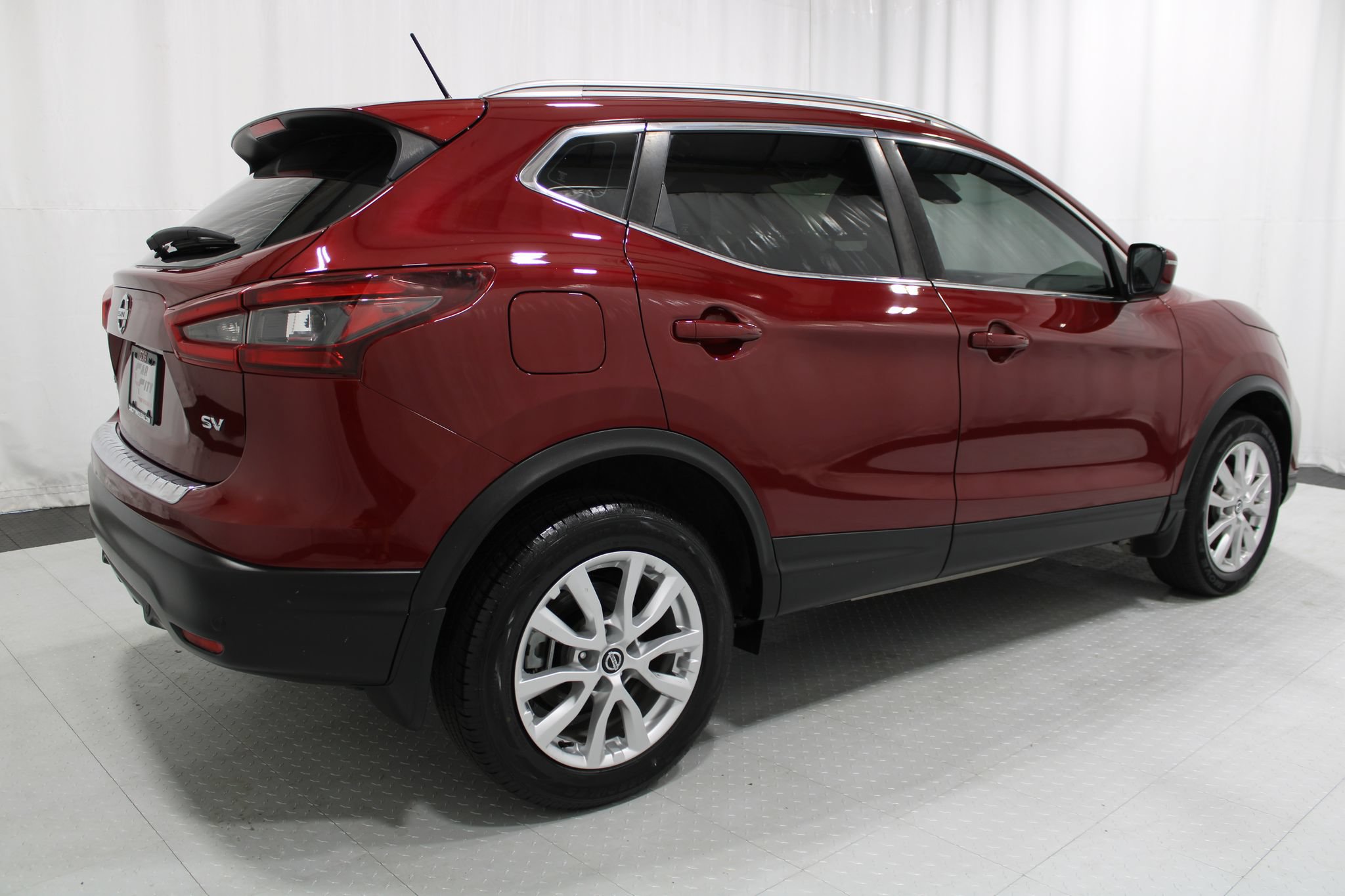 Used 2021 Nissan Rogue Sport SV FWD image 6