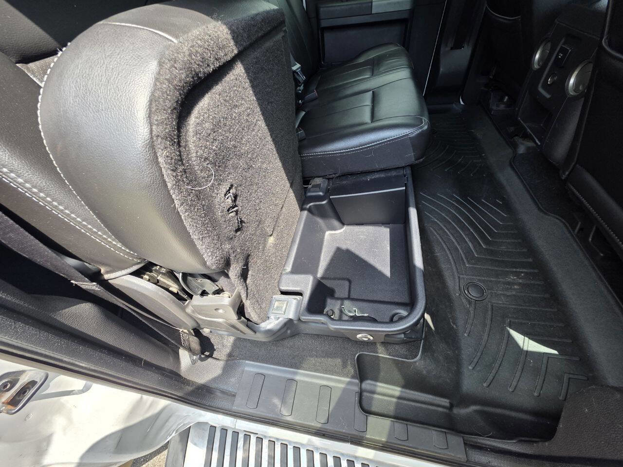 Used 2012 Ford F350 Lariat w/ Lariat Interior Pkg image 13