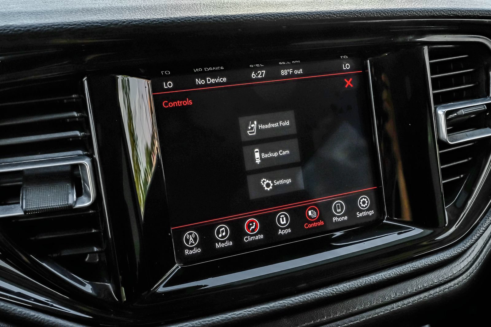 Used 2021 Dodge Durango SXT w/ 3rd Row Seating Group RWD image 28
