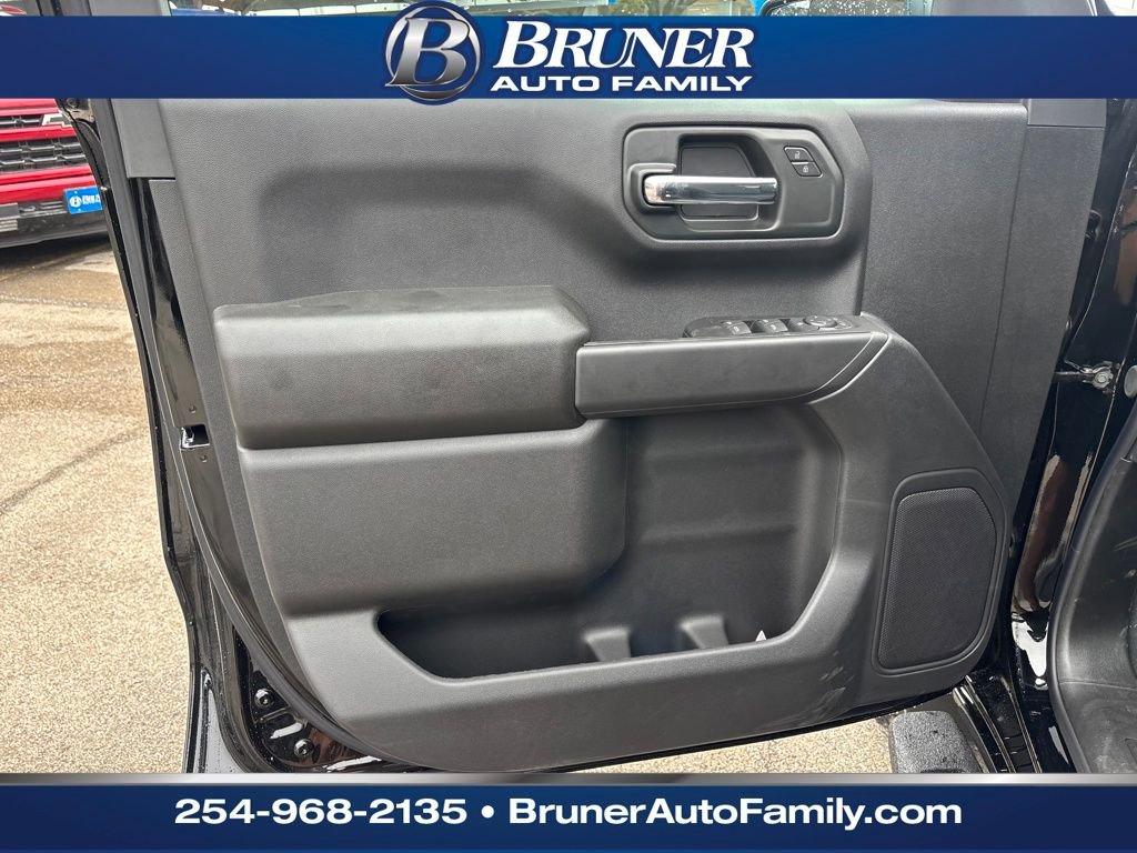 New 2026 Chevrolet Silverado 1500 Custom Trail Boss w/ Dark Appearance Package image 11