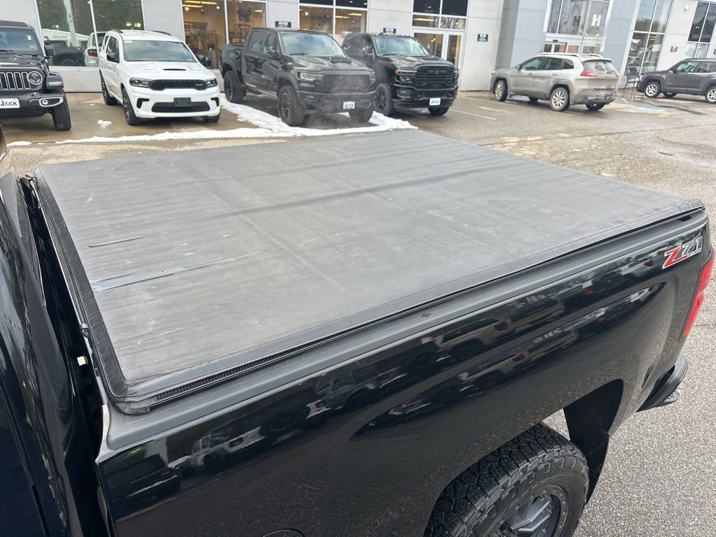 Used 2017 Chevrolet Silverado 1500 LT w/ All Star Edition image 29