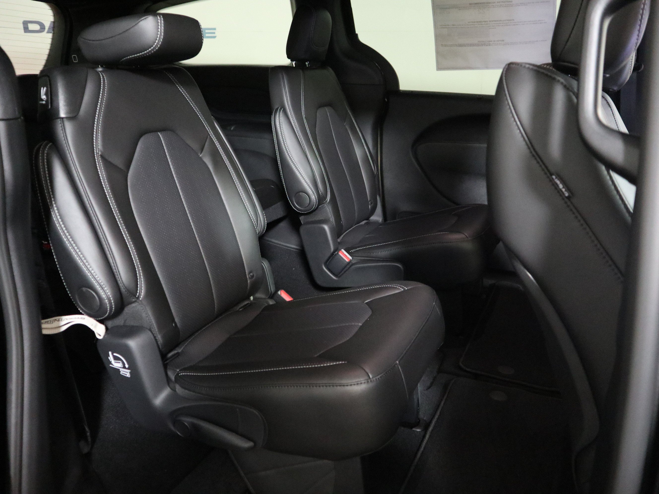 New 2026 Chrysler Voyager LX FWD image 21
