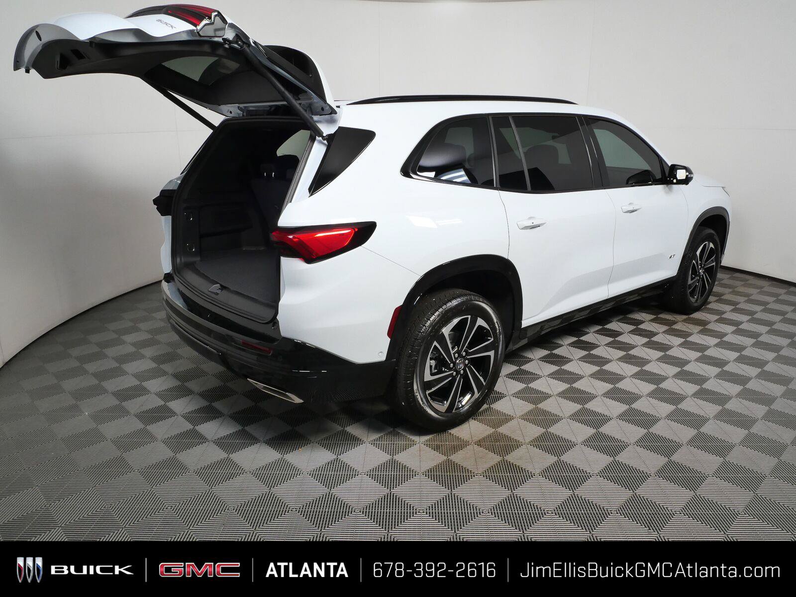 New 2027 Buick Enclave Sport Touring w/ Super Cruise Package FWD image 29