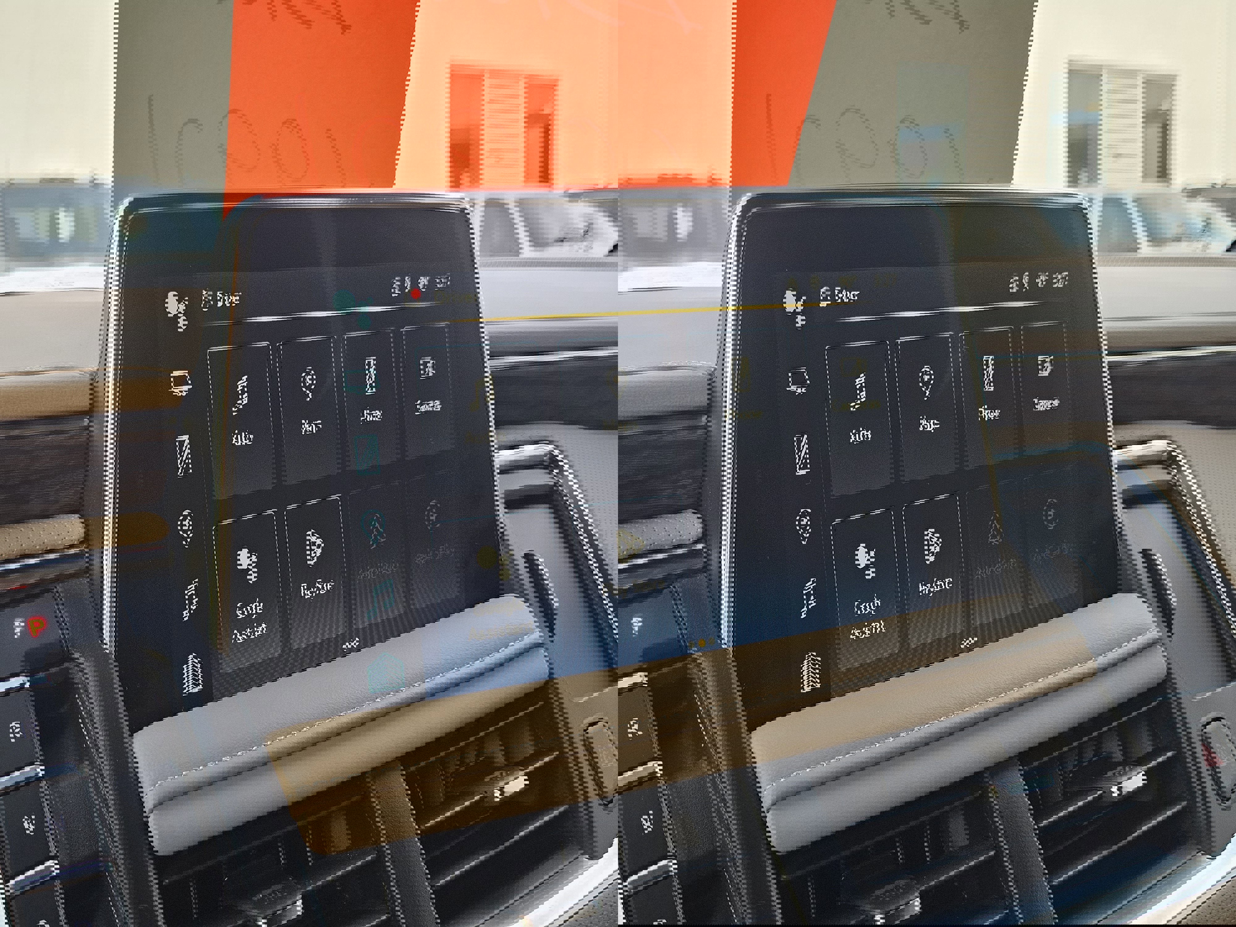 Used 2024 Chevrolet Tahoe Premier w/ Premium Package 2 image 21